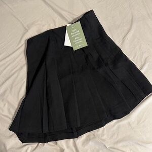 H&M Stylish Black Pleated Mini Skirt